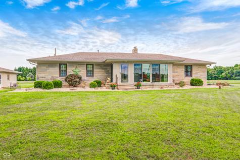 417 N 300 W Greenfield IN 46140