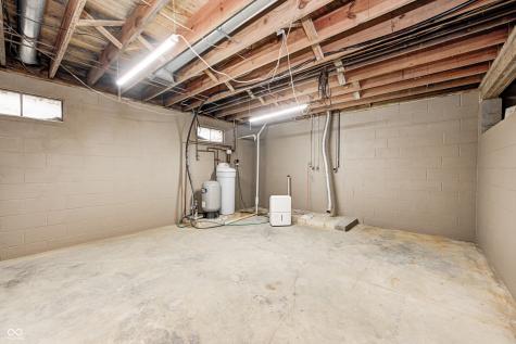 417 N 300 W Greenfield IN 46140