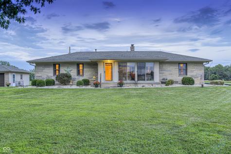 417 N 300 W Greenfield IN 46140