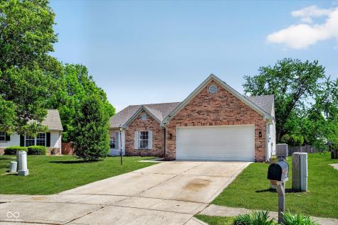 5401 Chestnut Woods Drive Indianapolis IN 46224