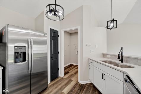 5401 Chestnut Woods Drive Indianapolis IN 46224