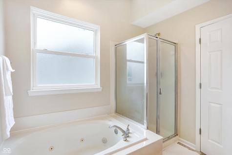 6520 Kingsbury Way Zionsville IN 46077