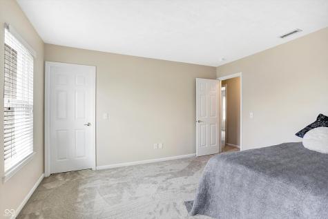 6520 Kingsbury Way Zionsville IN 46077