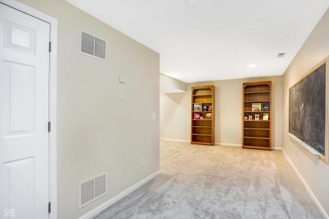 6520 Kingsbury Way Zionsville IN 46077