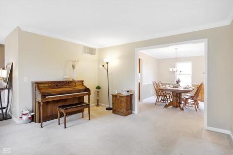 6520 Kingsbury Way Zionsville IN 46077