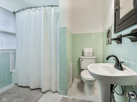 401 E 37th Street Indianapolis IN 46205