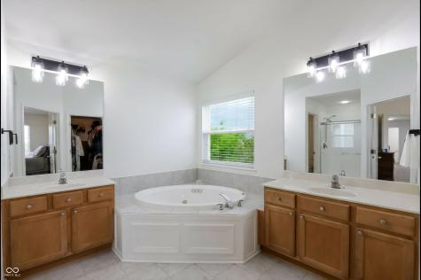1720 Mustang Chase Drive Carmel IN 46074