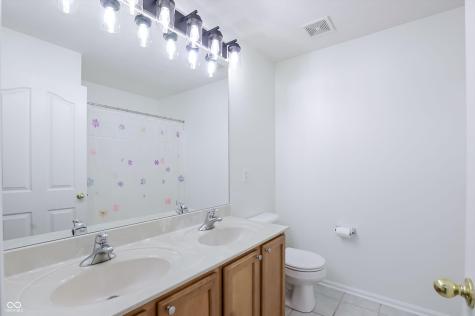 1720 Mustang Chase Drive Carmel IN 46074