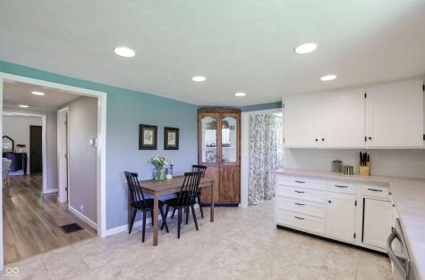 5421 S 100 E Anderson IN 46013