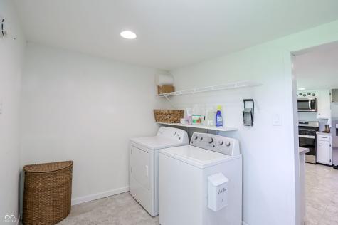 5421 S 100 E Anderson IN 46013