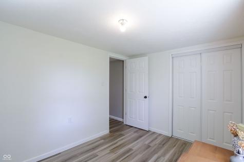 5421 S 100 E Anderson IN 46013