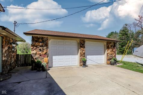 5421 S 100 E Anderson IN 46013