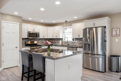 4981 N 500 W Bargersville IN 46106