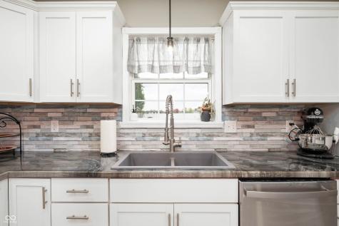 4981 N 500 W Bargersville IN 46106