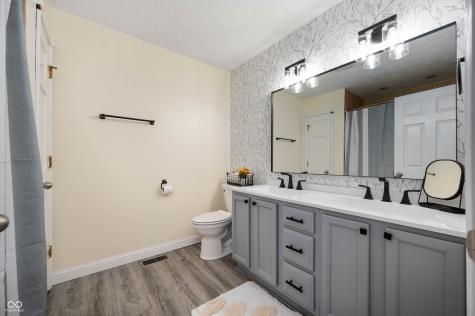 4981 N 500 W Bargersville IN 46106