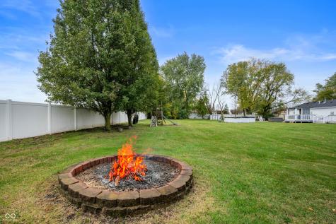 4981 N 500 W Bargersville IN 46106