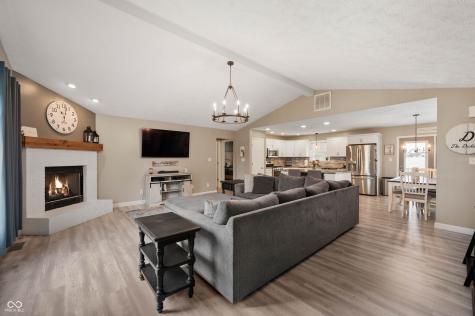 4981 N 500 W Bargersville IN 46106