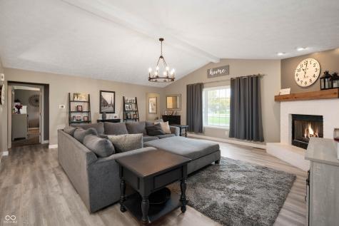 4981 N 500 W Bargersville IN 46106