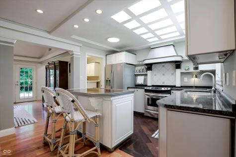 8732 Green Branch Lane Indianapolis IN 46256