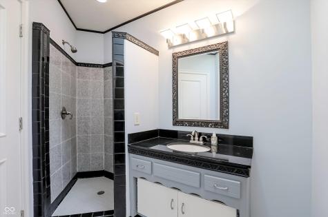 8732 Green Branch Lane Indianapolis IN 46256