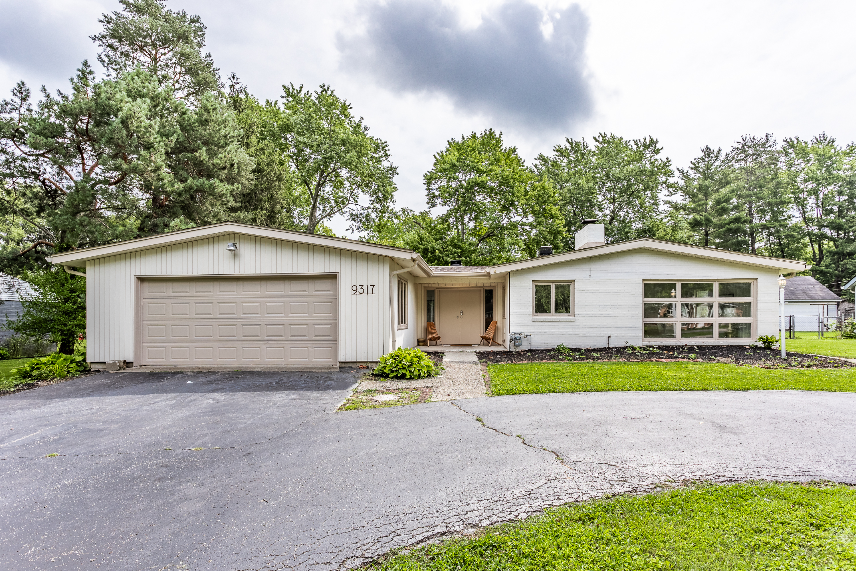 9317 Central Avenue Indianapolis IN 46240
