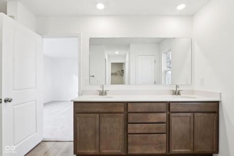 16054 Meadow Frost Court Fishers IN 46037