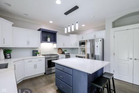 1013 Pine Hill Way Carmel IN 46032