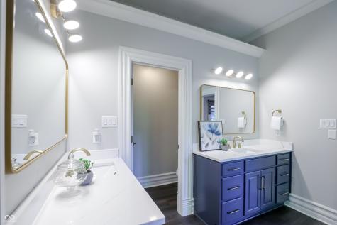1013 Pine Hill Way Carmel IN 46032