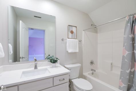 1013 Pine Hill Way Carmel IN 46032