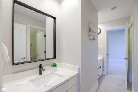 1013 Pine Hill Way Carmel IN 46032