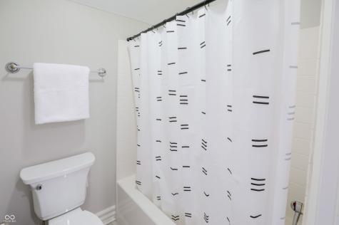 1013 Pine Hill Way Carmel IN 46032