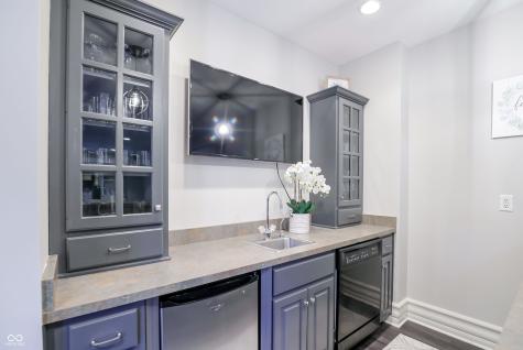 1013 Pine Hill Way Carmel IN 46032