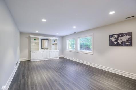 1013 Pine Hill Way Carmel IN 46032