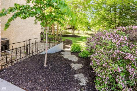 1013 Pine Hill Way Carmel IN 46032