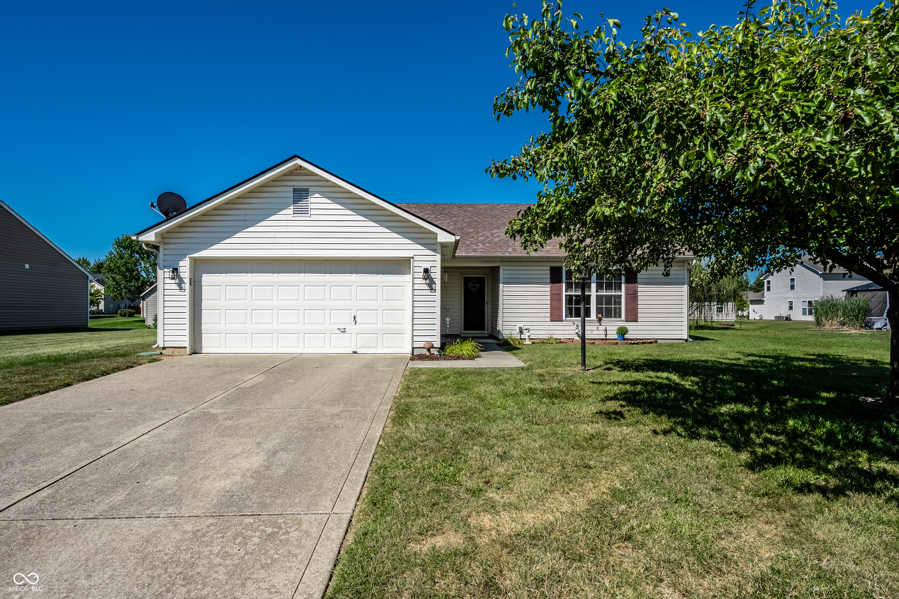19433 Pathway Pointe Noblesville IN 46062