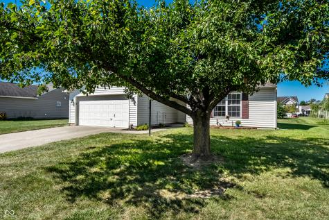 19433 Pathway Pointe Noblesville IN 46062