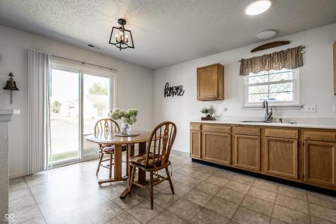 19433 Pathway Pointe Noblesville IN 46062