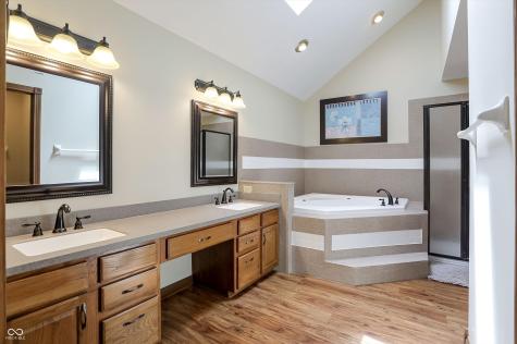 4534 Fairhope Drive Indianapolis IN 46237