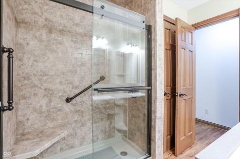 4534 Fairhope Drive Indianapolis IN 46237