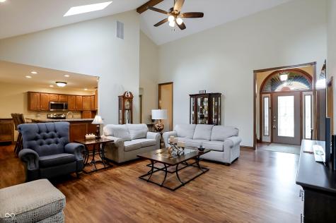 4534 Fairhope Drive Indianapolis IN 46237