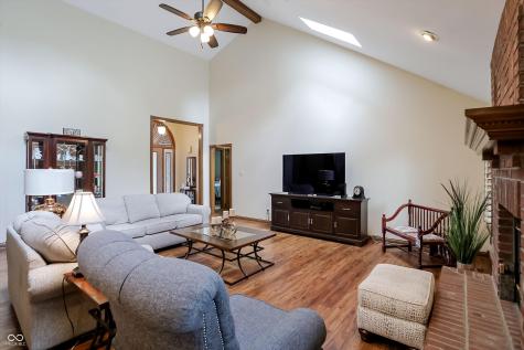 4534 Fairhope Drive Indianapolis IN 46237