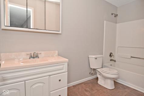 2103 Cedarmill Drive Franklin IN 46131