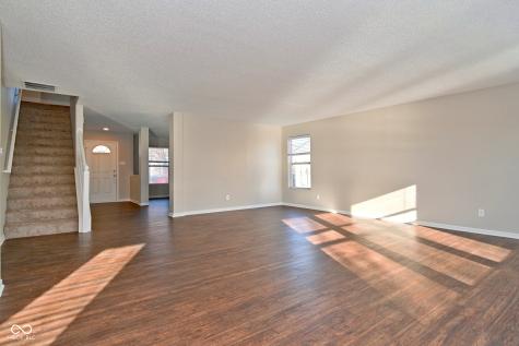 2103 Cedarmill Drive Franklin IN 46131