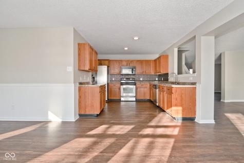 2103 Cedarmill Drive Franklin IN 46131