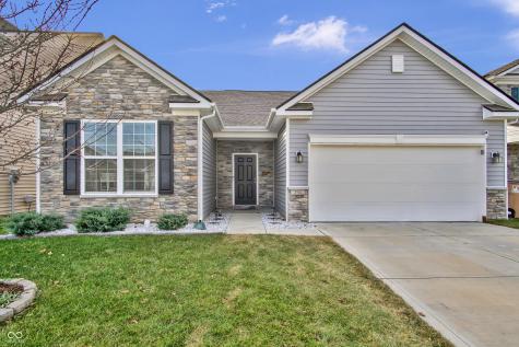 2561 Creek Bank Drive Columbus IN 47201