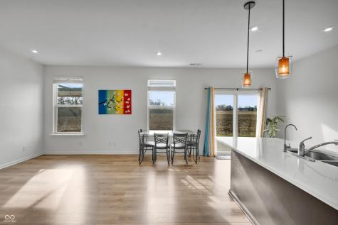 2561 Creek Bank Drive Columbus IN 47201