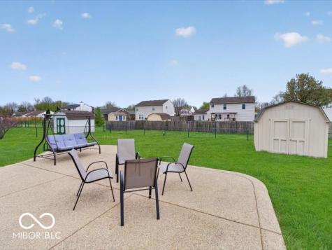 8625 Baypointe Drive Avon IN 46123