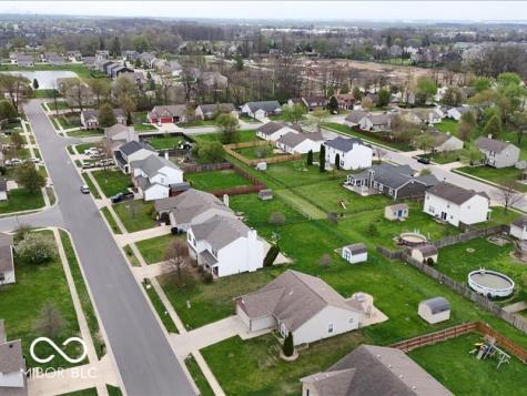 8625 Baypointe Drive Avon IN 46123