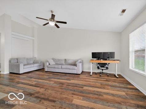 8625 Baypointe Drive Avon IN 46123