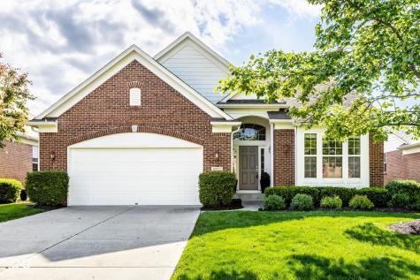 8977 Stonewick Way Zionsville IN 46077